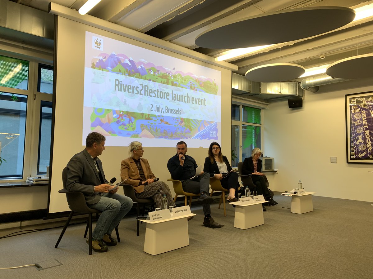 "Nature restoration is not an option, it should be an imperative also for the industry." says <a href="/MichalWiezik/">Michal Wiezik MEP</a> at the launch of the #Rivers2Restore report by <a href="/WWFEU/">WWF EU</a>. Find more about our report: wwf.eu/?14185866/Rive…