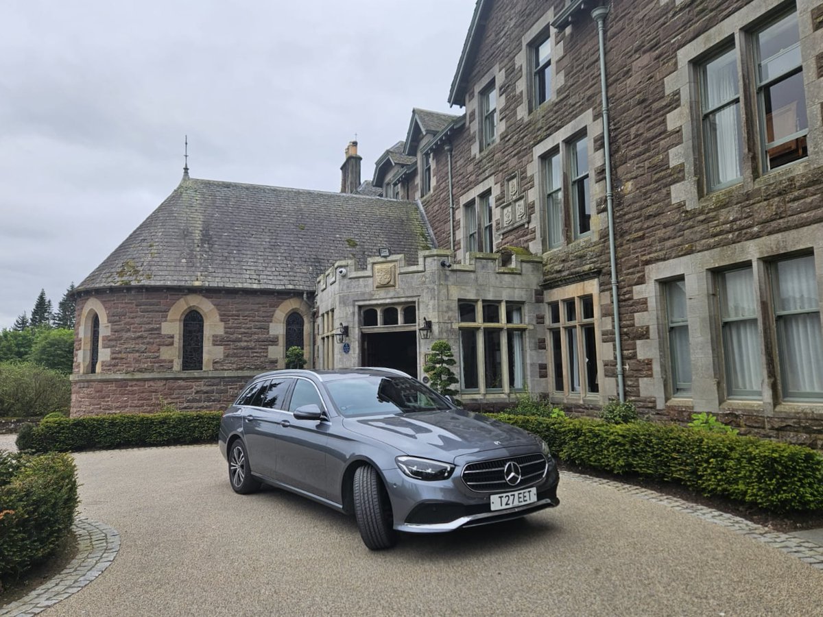 EdExecTravel's tweet image. Here we are again at @CromlixHotel near Dunblane as part of a tour.

The luggage-carrying capacity of our @MercedesBenz E-Class Estate came in really handy on this trip – 615 litres with the seats up!

#CromlixHotel #Dunblane #Scotland #ScottishTours #TourofScotland #Mercedes