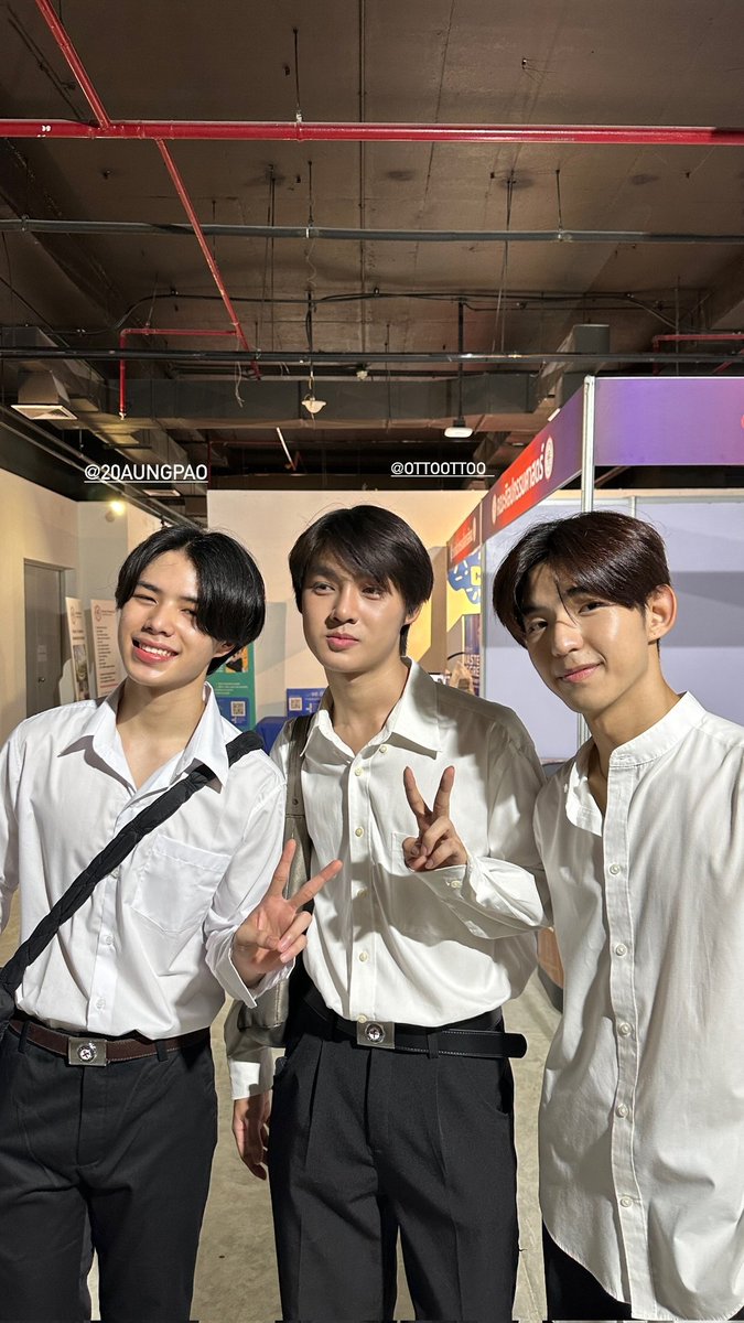 aungpaoos's tweet photo. The way I miss this trio gang 🥺👉🏻👈🏻 https://t.co/vNNoOr9jwj