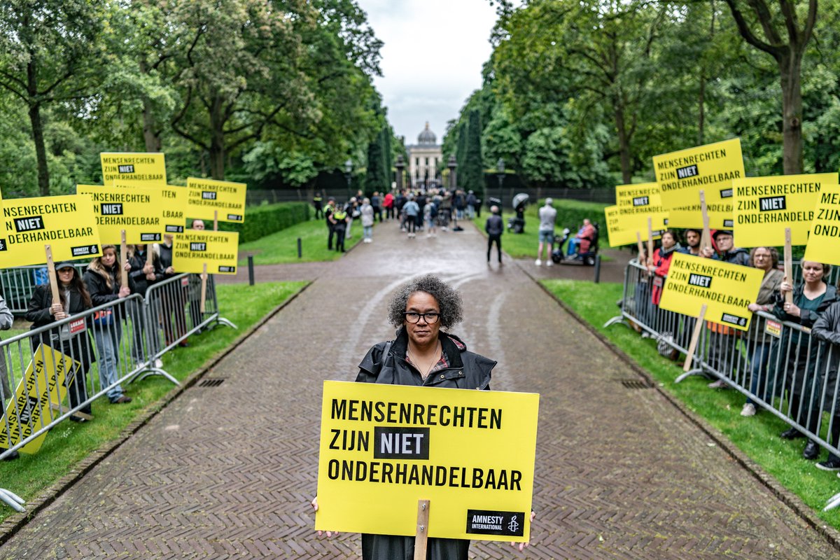 Amnesty NL tweet media