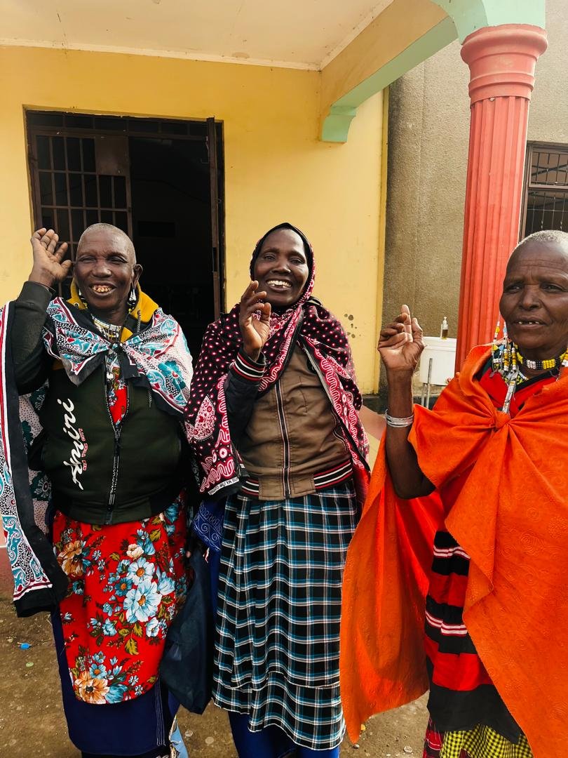 kwieco_Tanzania's tweet photo. KWIECO in collaboration with @FNF_Africa under the SAFE COMMUNITY PROJECT are conducting training to 40 women of Karansi ward in Siha District to enhance their legal understanding on legal consequences of FGM, take collective actions to abandon it and engage in other activities. https://t.co/KVn4Jrk2zj