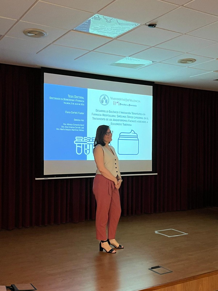 Enhorabuena a la nueva Dra. Clara Cortell <a href="/cLR_o7/">ClaraCortell</a> por un trabajo de tesis excelente y una defensa brillante. Ejemplo de aplicación de la farmacotecnia al servicio de las enfermedades raras.  Un orgullo para toda la <a href="/farmaciaHDPeset/">S. Farmacia HUDrPeset</a>. <a href="/GVADrPeset/">DS Doctor Peset</a> <a href="/GrupoOrpharSEFH/">GrupoOrphar_SEFH</a> <a href="/farmacotecnia/">farmacotecnia.sefh</a>