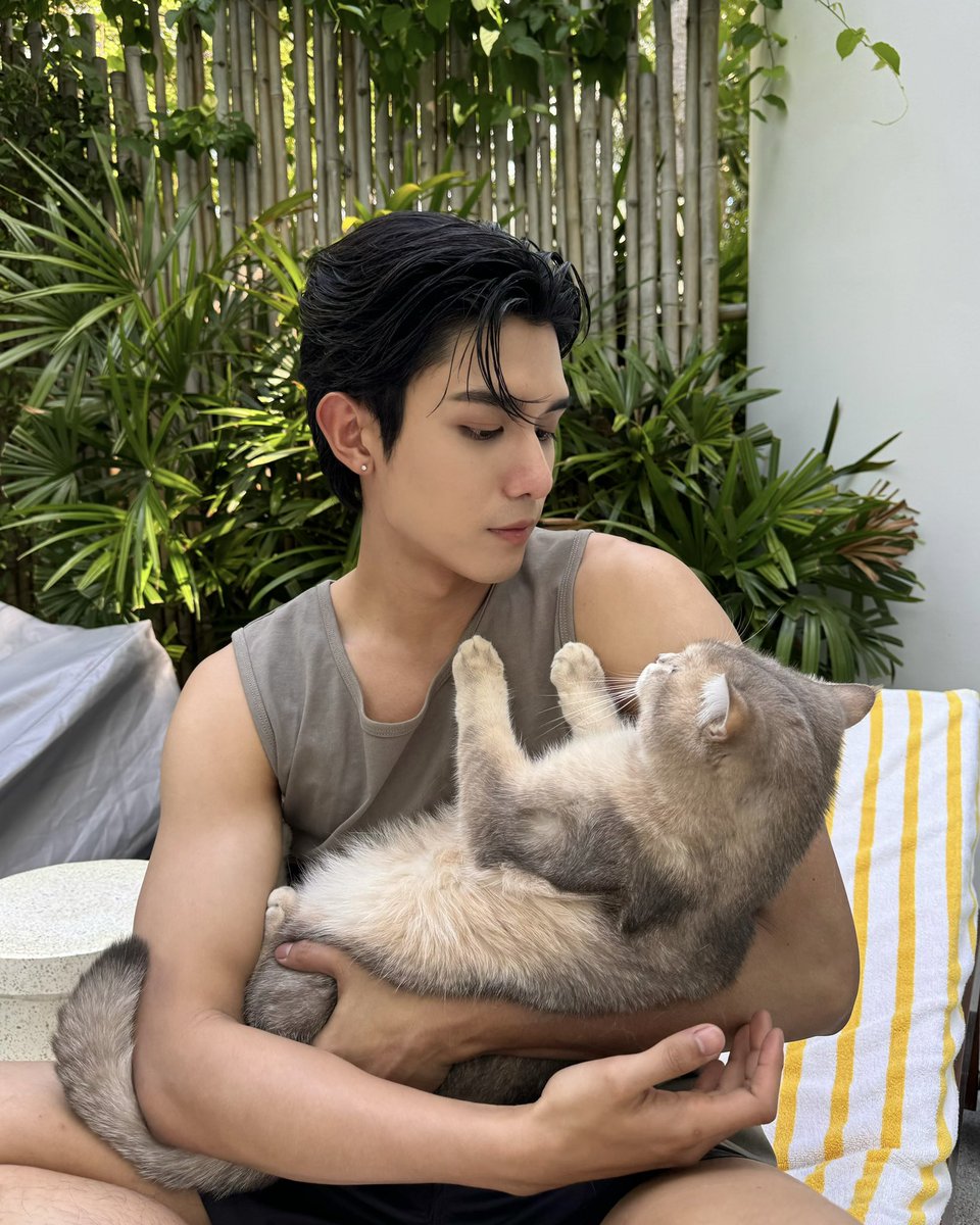 netsiraphop's tweet photo. Ma baby 🤏 #netsiraphop https://t.co/yNDWWRMG80