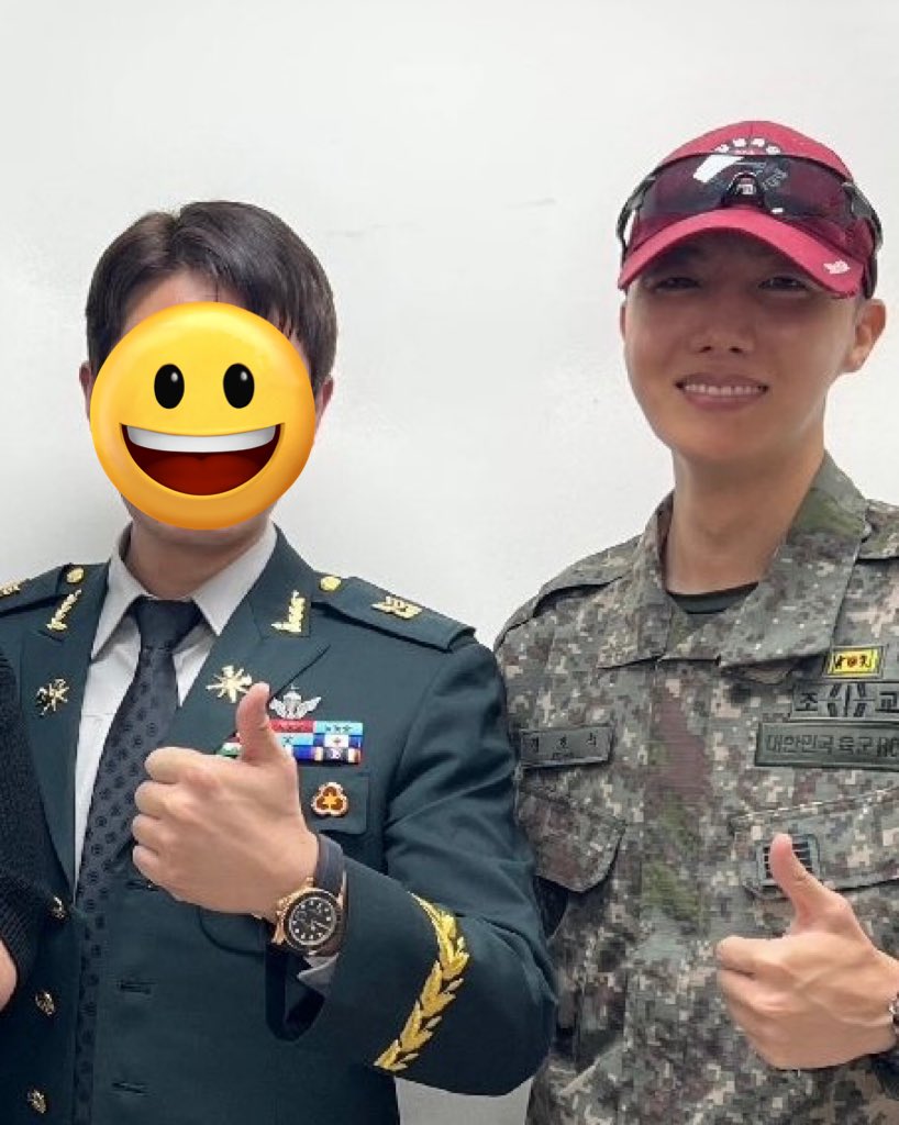 rosehope218's tweet photo. 전역하신 부사관님 인스타에 호석이.ᐟ 
ㄱ ㅑ 악 정병장님이셔🥹🥹 https://t.co/jmLpfHswNW