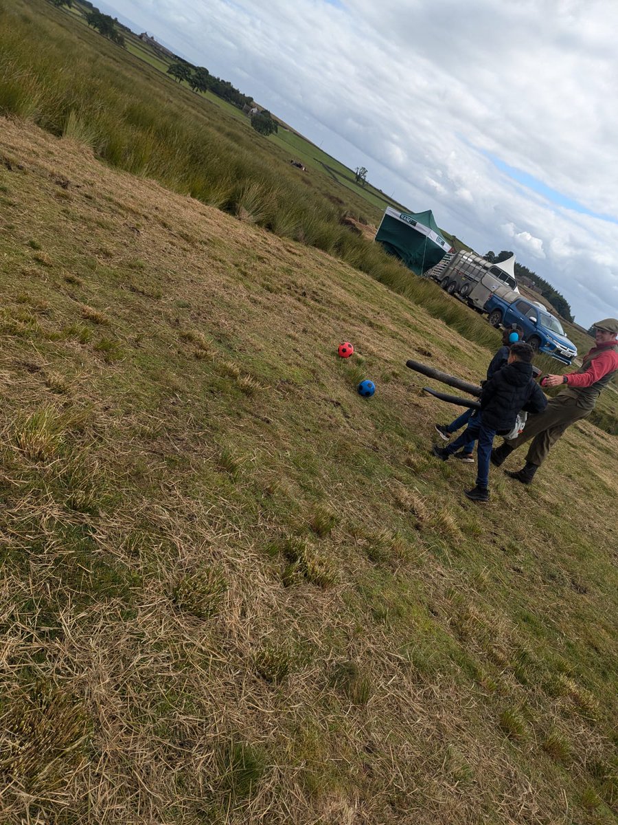 Ryecroft Academy (@ryecroftacad) on Twitter photo Wow! What a day our Year 6 are having at <a href="/DeltaDallowgill/">Delta Dallowgill๐ฑ๐๐ฟ</a>, huge thanks to Mr Holmes, <a href="/YorkshireWater/">Yorkshire Water ๐ง</a> and <a href="/britishbee/">BBKA</a>!
๐๐ง๐ณ Wow! What a day our Year 6 are having at <a href="/DeltaDallowgill/">Delta Dallowgill๐ฑ๐๐ฟ</a>, huge thanks to Mr Holmes, <a href="/YorkshireWater/">Yorkshire Water ๐ง</a> and <a href="/britishbee/">BBKA</a>!
๐๐ง๐ณ