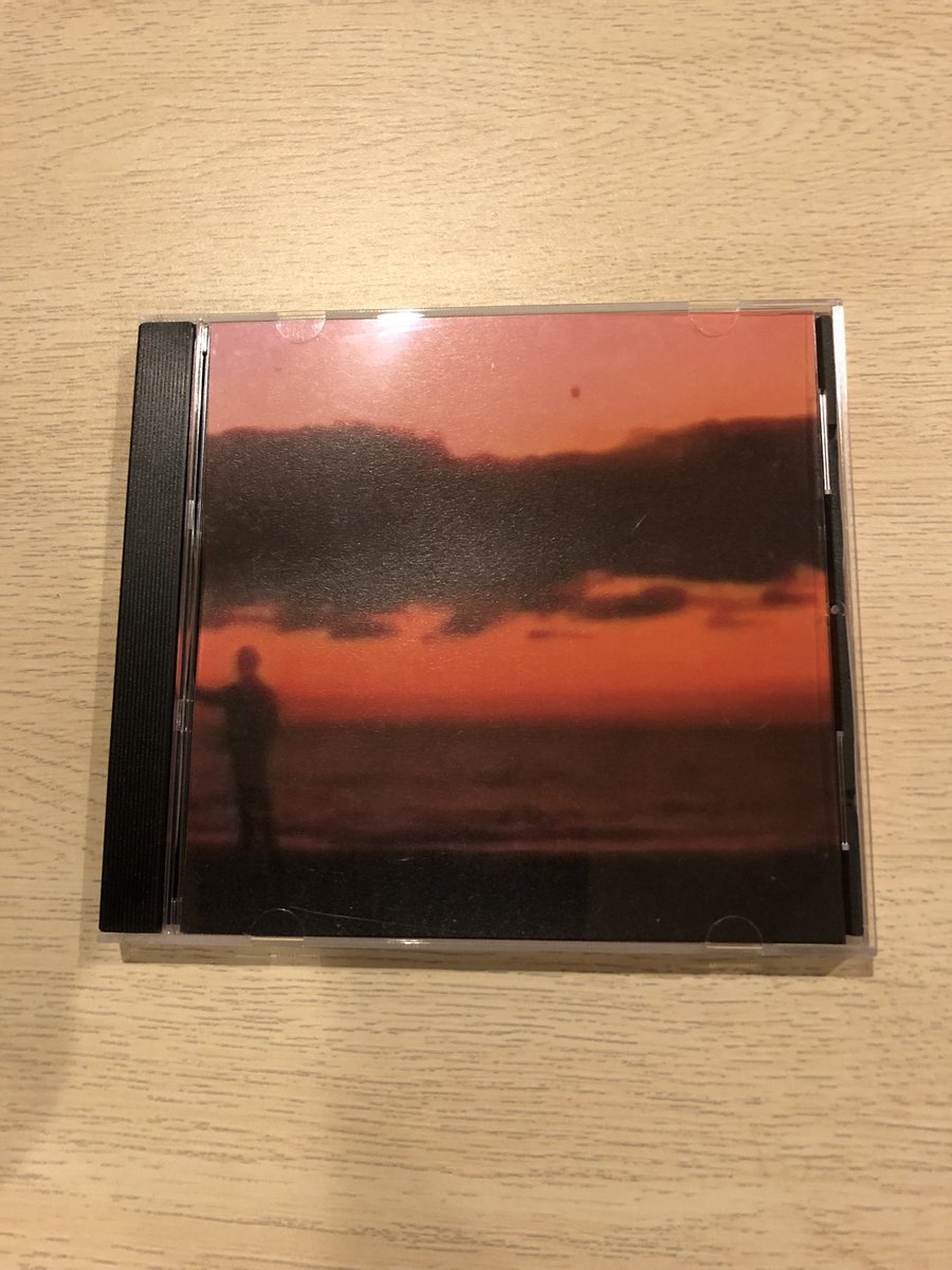 ram_yn's tweet image. unins000.msg - CLOUDS WASH OVER
世界に1枚しかないCD、というのにも惹かれたけど、全体的によく解らないサウンドが妙に心地よい。悩ましいsignalにwheatherぽいもの、そして何よりジャケが美しい。 #vaporwave #signalwave