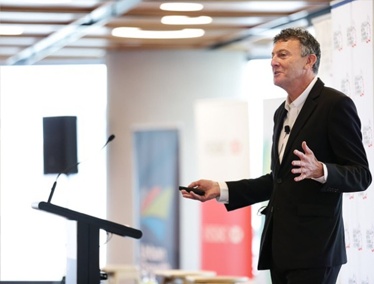 Chris Williamson Elected as 2025 RIBA President dlvr.it/T93T9l > khairulleon.tumblr