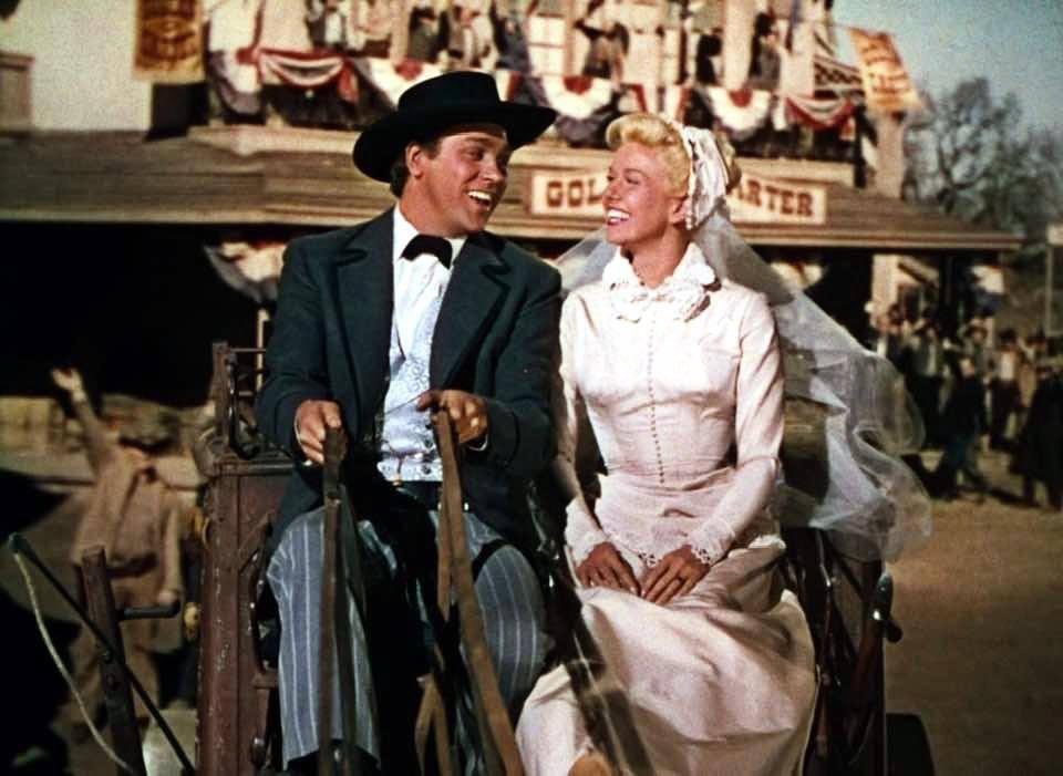 Bus replacement service?<a href="/HC_One/">HC-One</a> <a href="/regional_screen/">Regional Screen Scotland</a>