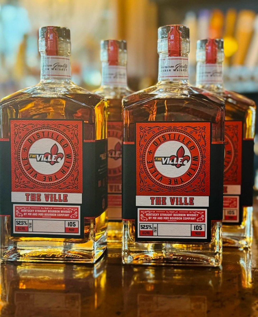 MrAndMrsBourbon's tweet photo. BOTTLE SIGNING TONIGHT with @TheRussdiculous See you in #northernkentucky at Midway Cafe 530PM! #FtThomasKY Limited bottles available! Get there early! @Linknky @NewportKyScene @FtThomasKY #bourbon https://t.co/pCk7u6v2cX