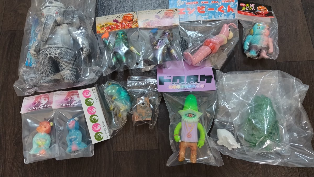 シブヤモダンソフビマーケット