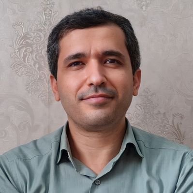 MrDmitri2's tweet photo. شما حق دارید درخواست دکتر #برهانی و #شریفی_زارچی برای حمایت از #پزشكيان را بپذیرید یا نپذیرید. اما اینکه در مواجهه با این دعوت، به آنها که ۲ سال قبل برای دفاع از حقوق و حتی جان دانشجویان معترض یک‌تنه ایستادند و اخراج شدند، برچسب «خون‌شور» و «مزدور» بزنید، اوج بلاهت و نادانی است. https://t.co/rysEudjg7r