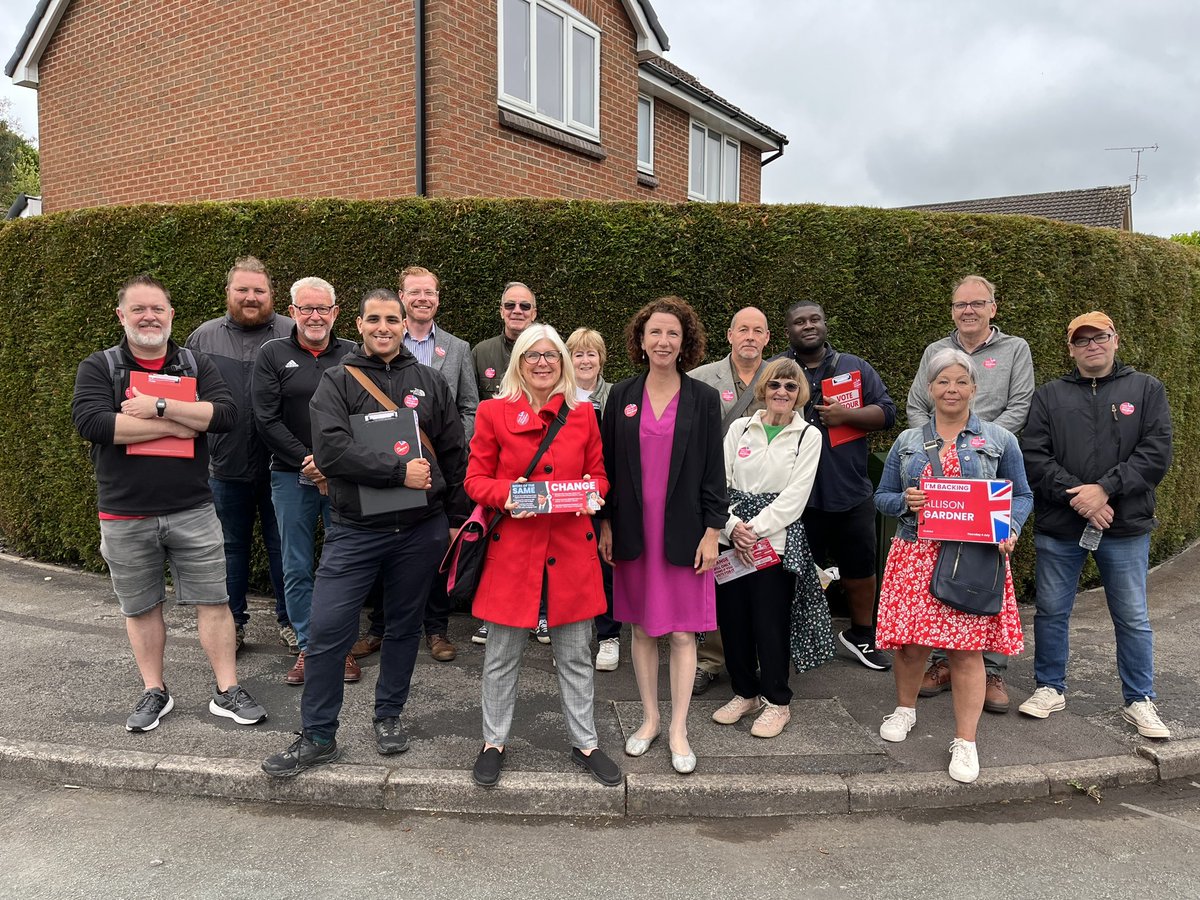 AnnelieseDodds's tweet photo. It was great to join @AllisonCGardner and friends from across the West Midlands in Stoke South yesterday. 

There’s a great energy in this campaign and lots of people I spoke to are desperate to turn the page on 14 years of Conservative failure and vote for change with Labour. https://t.co/IF4oXRdQMt