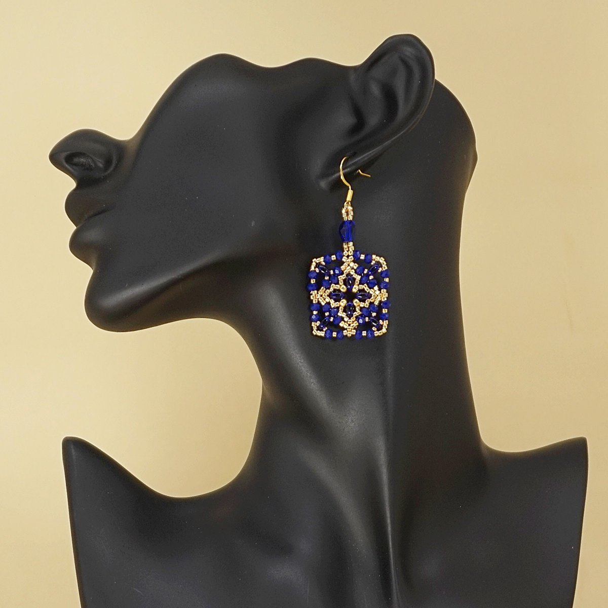 t_tarquini's tweet image. Blau Gold Glasperlen Ohrringe 
amazon.de/gp/product/B0D…
#amazonhandmade
#unikatschmuck
#modeschmuck