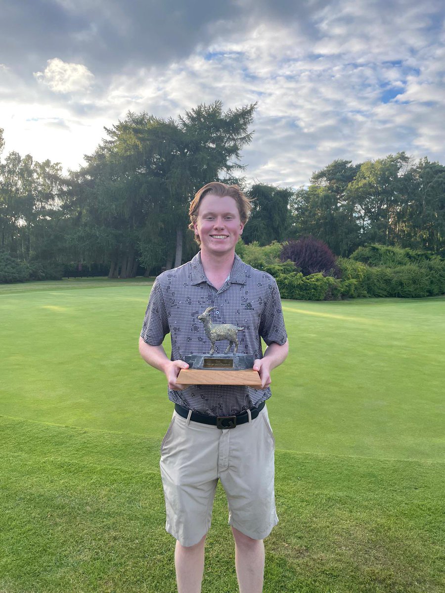 Sam Roberts tweet media