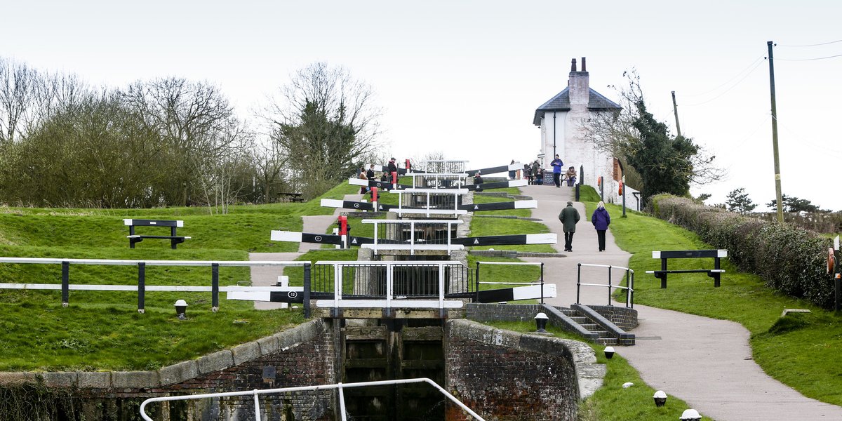 CRTEastMidlands's tweet photo. Join us at historic Foxton Locks this weekend as we kick off a busy summer of events.
Have a browse at our floating market and enjoy fun trails with the family.
https://t.co/AdcwX3Bf9s https://t.co/iItNPMx4wF