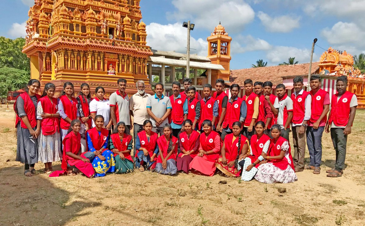 SLRedCrossMul's tweet photo. As part of the SLRCS's humanitarian services, our volunteers completed cleaning the exterior of the historically significant Oddusuddan Shivan Temple in preparation for the upcoming festival.
We sincerely appreciate your steadfast commitment to volunteerism
#itsaboutservingpeople https://t.co/Jyp21DY2dJ