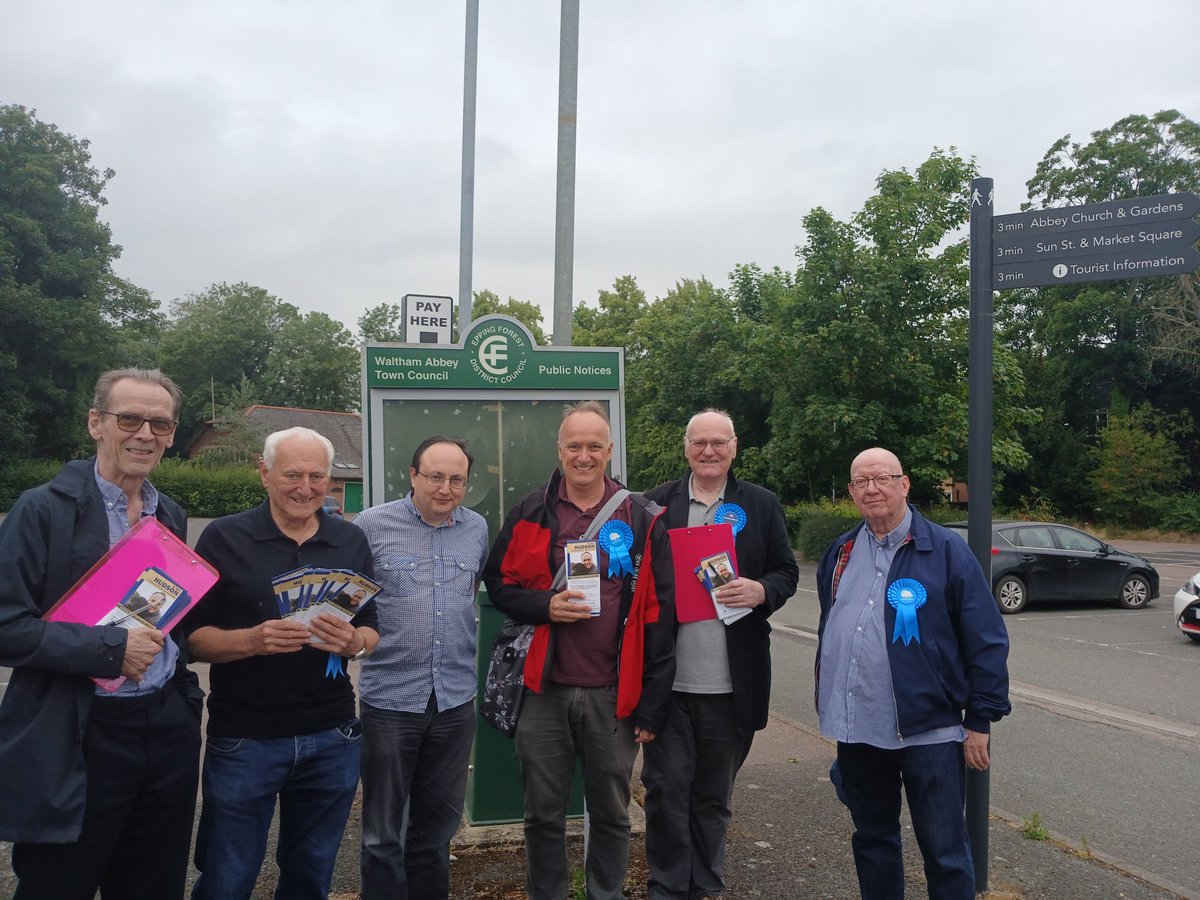 DrNeilHudson's tweet image. Another great @EFConservatives team effort on the doors last night in #WalthamAbbey.
People strongly supporting our positive @Conservatives agenda.
✅️Cutting National Insurance
✅️Guaranteeing the Triple Lock on pensions
✅️Securing our nation by increasing defence spending