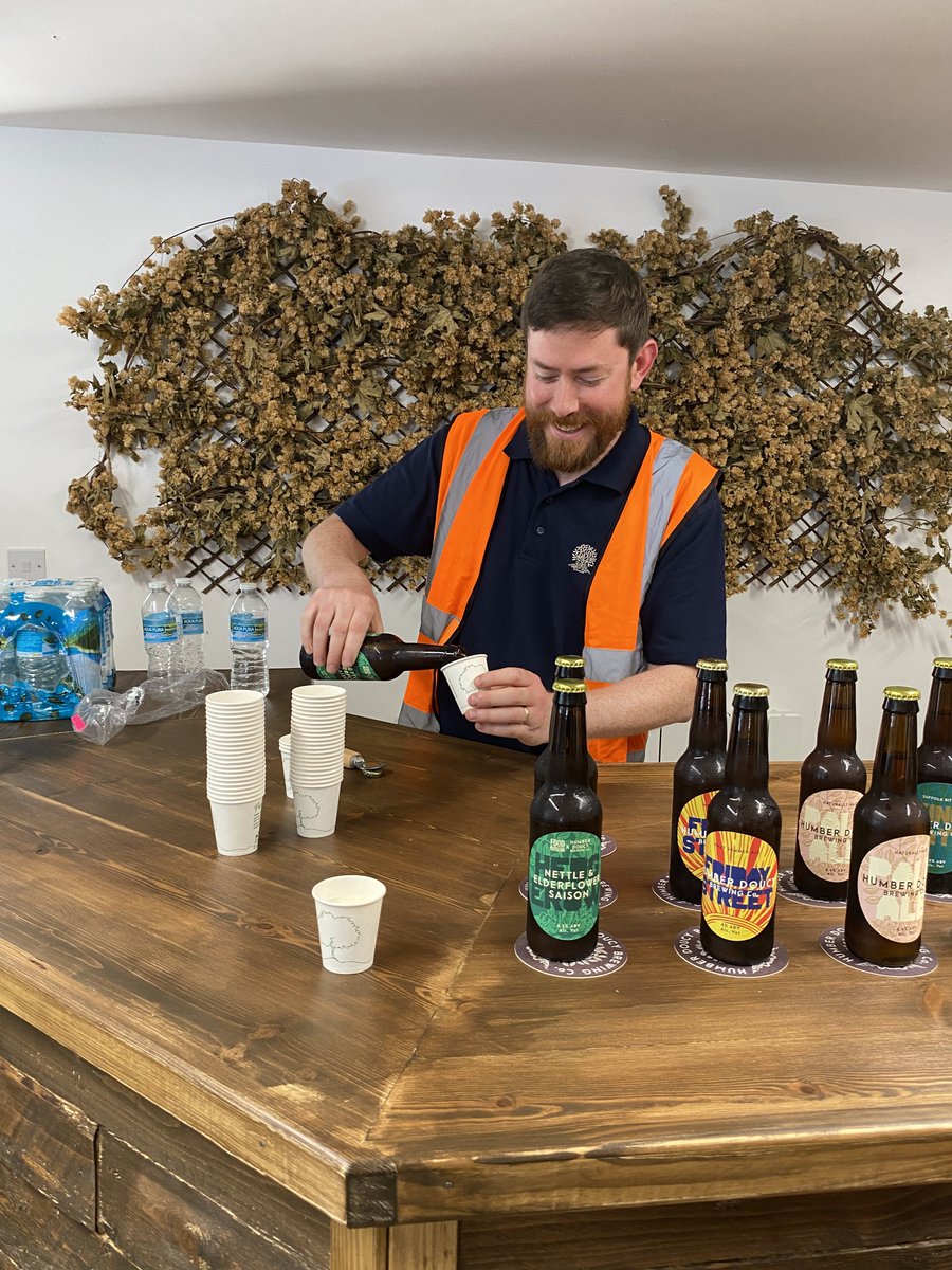 bfbi1907's tweet photo. What a fab day at the @SyngentaGB Trials & @Humberdoucybrew Tour last week, thanks for hosting! The sun was shining, the #beer was cold & we learnt a lot! Gallery is up (link below) but just look at blue that sky was!
https://t.co/tkEosCMqxS
#fromfieldtoglass #brewing #barley https://t.co/YHHtqhpBQS
