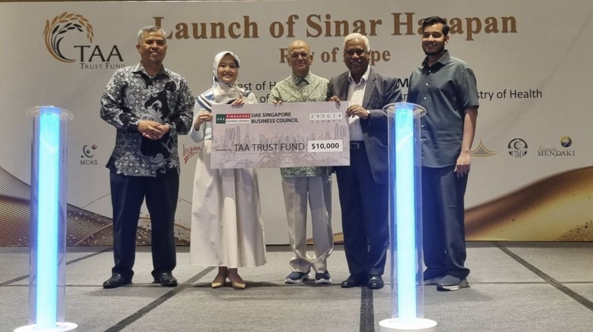 We attended Tabung Amal Aidilfitri's initiative launch on June 29th and donated $10K to support their student beneficiaries.  

Thanks to our Patron H.E Jamal Alsuwaidi &amp; EXCO members <a href="/ArabBankGroup/">Arab Bank</a> , Medtech Accelerator,<a href="/enoc_official/">ENOC</a>, @Etihad
for supporting with us!