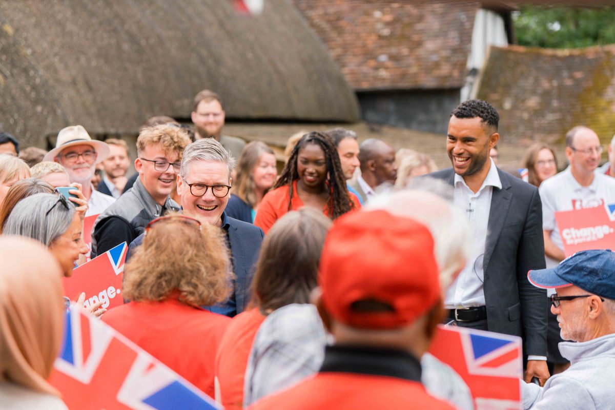 This Friday, you can wake up to a Labour Government and three Labour MPs in Milton Keynes.

But only if you vote for it. Vote Labour on Thursday 🌹