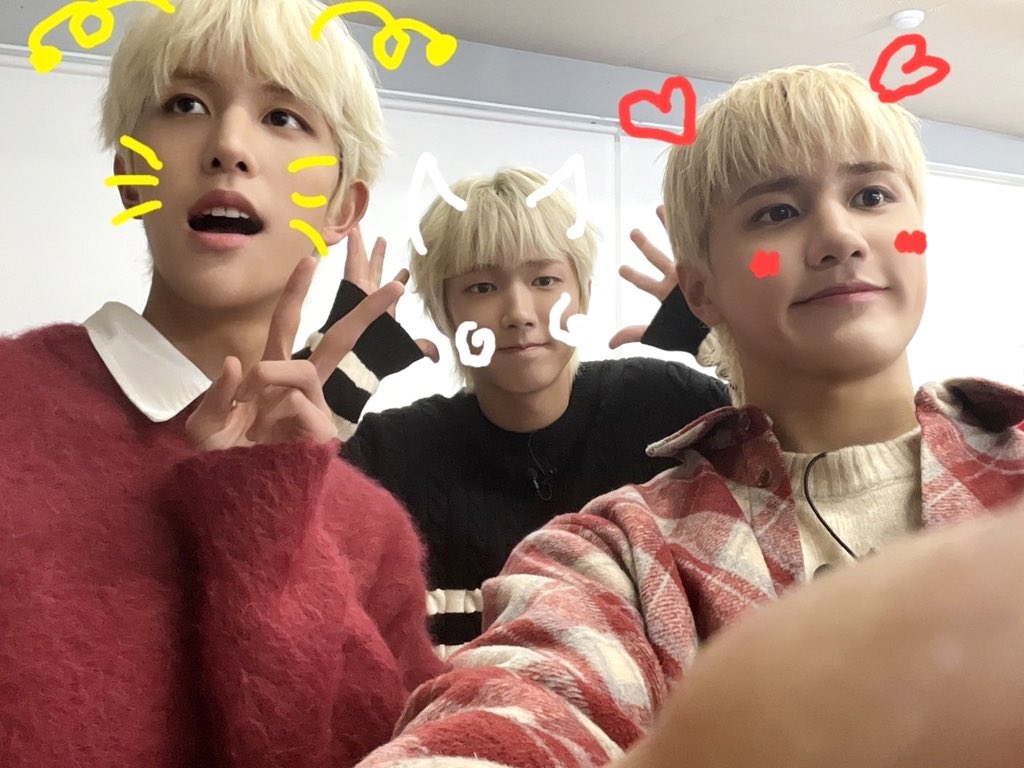 8TURN Members tweet media