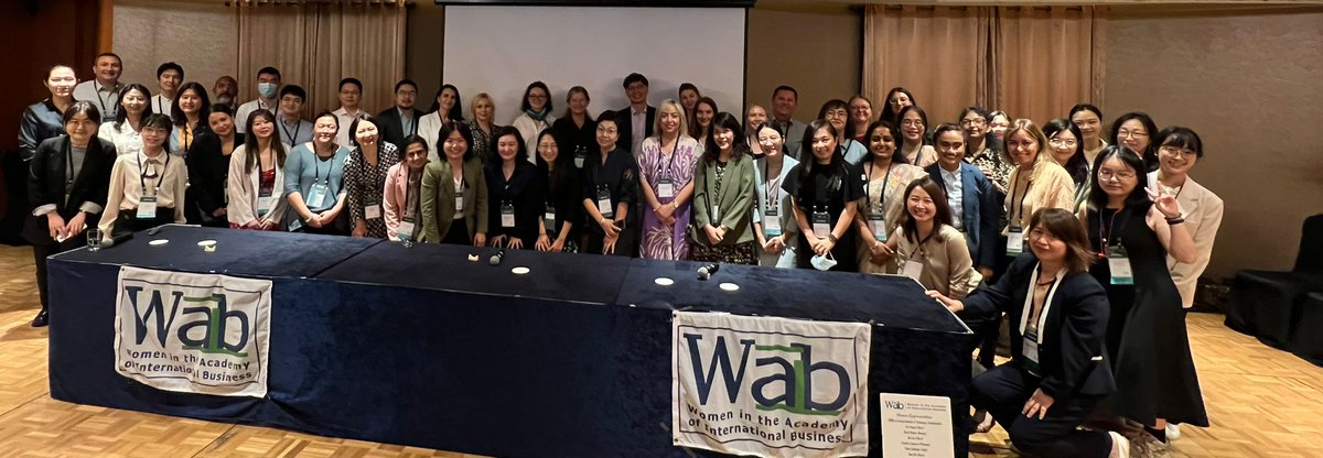 What a turnout! This was our biggest and best WAIB paper coaching workshop yet! Thanks to Stephanie Wang for pulling it off. #aib2024seoul