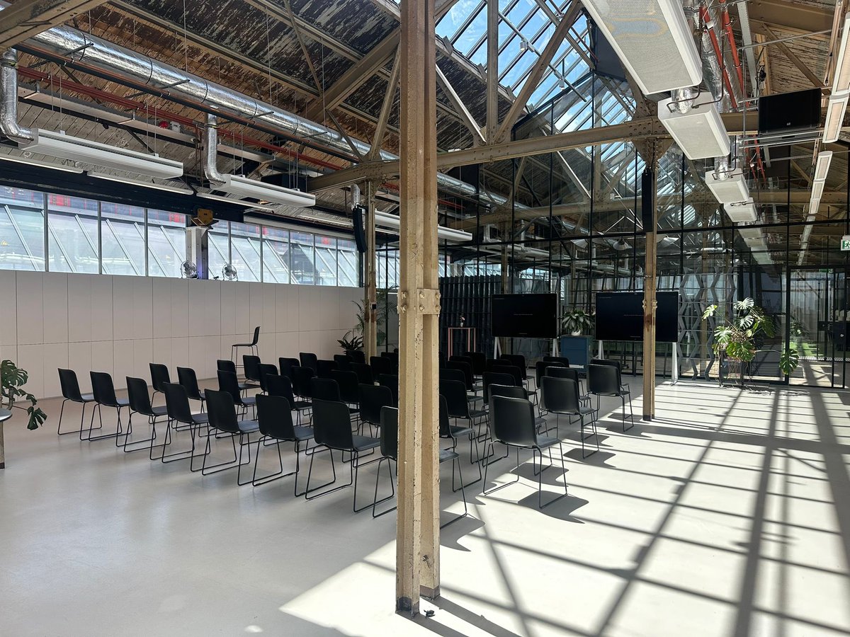 Vrijdag waren we weer op locatiebezoek. Dit keer The Loft van <a href="/RDM_events/">RDMEvents</a>! ✨
.
#VKOZ #zakelijkevenementenbureau #Rotterdam #eventtips #liveevenement #eventmarketing #livecommunicatie