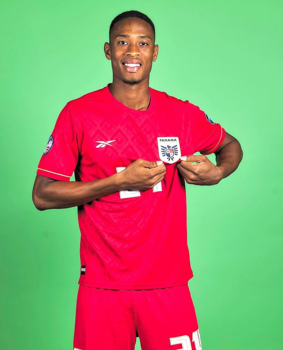 LevskiReport's tweet photo. 🚨🗞️ | Edgardo Fariña could replace Jose Cordoba in Levski. 🇵🇦🔥🔵

#fepafut #edgardofarina #levski https://t.co/3OA2YU8AFR