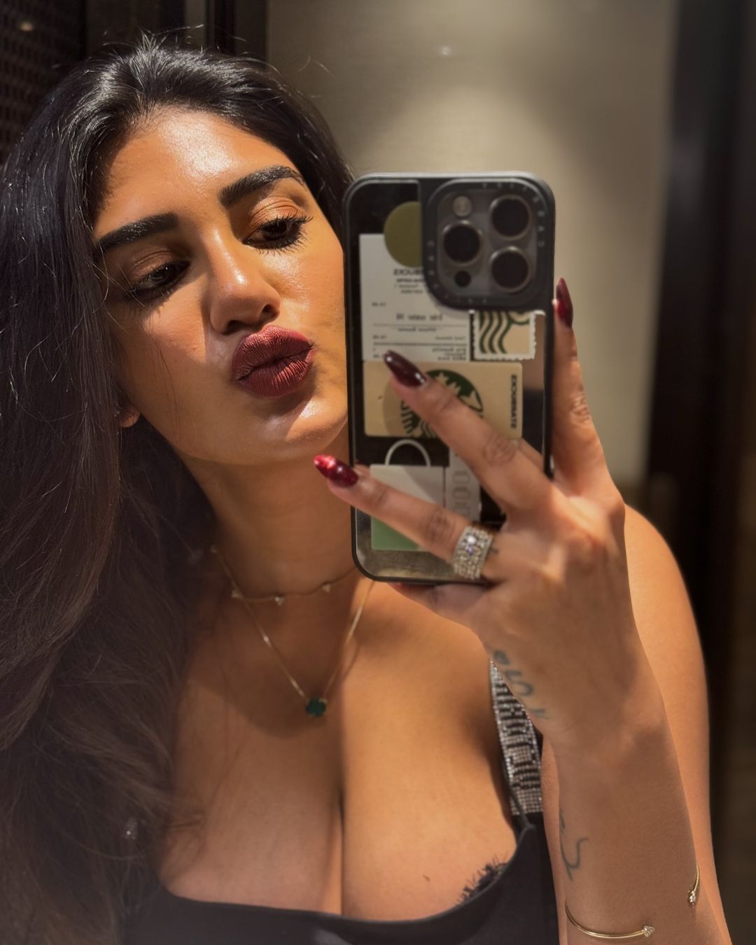 GReGnZJb0AAik8m?format=jpg&name=large