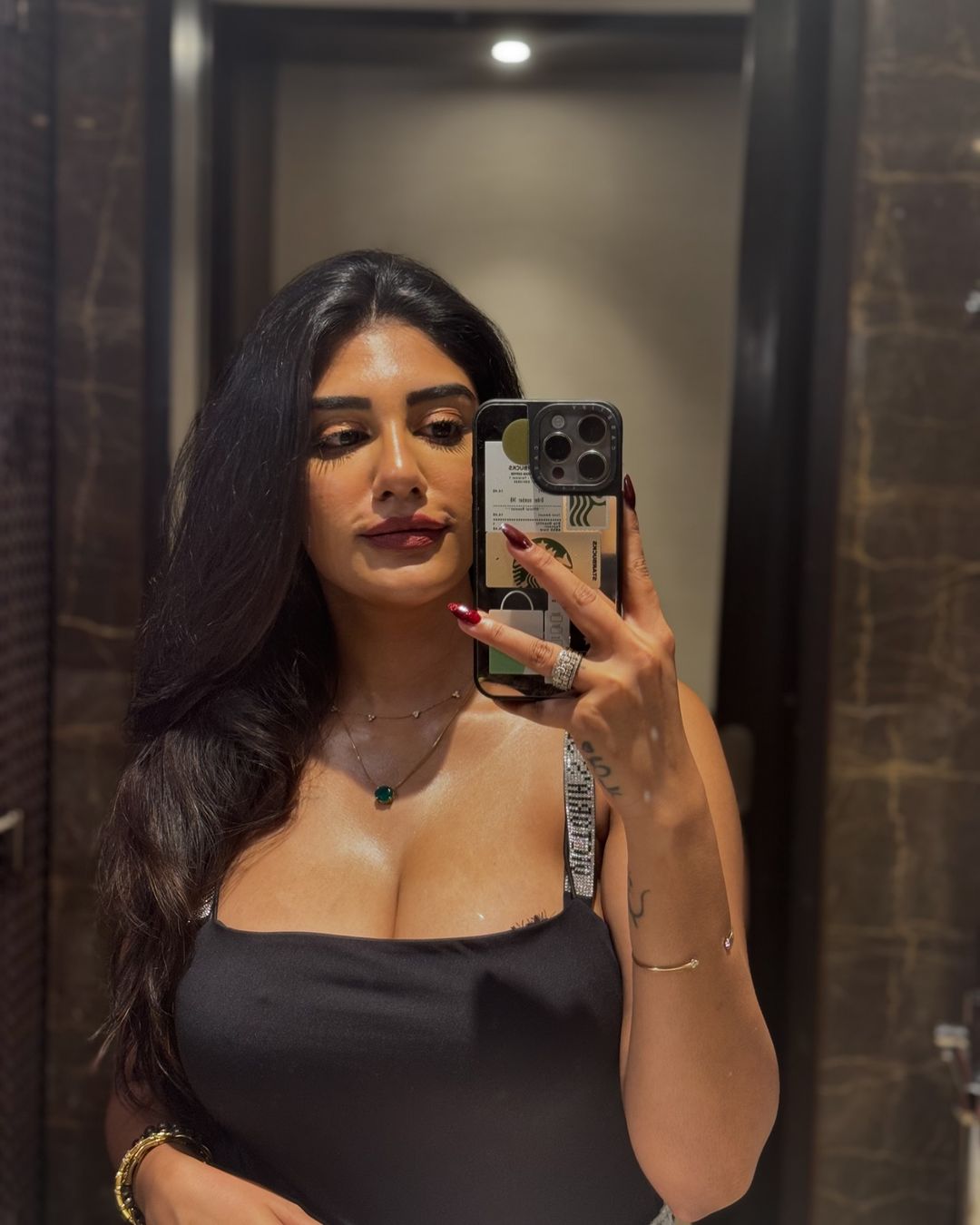 GReGnZNb0AUWjKm?format=jpg&name=large