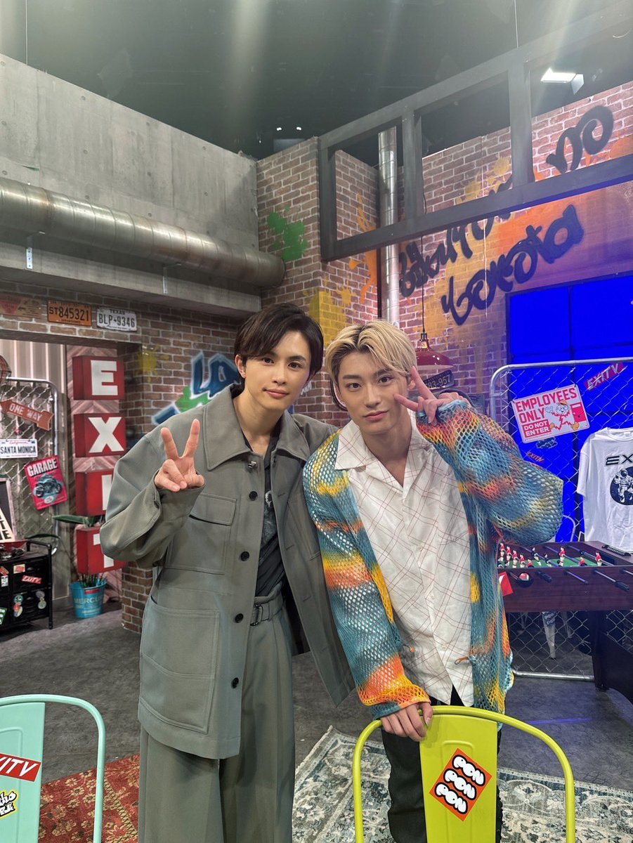 SD3info's tweet photo. ✨出演情報✨

『#草川拓弥』と『#高松アロハ』が
EXITVに出演いたします！

フジテレビにて今夜25:25〜📺

ぜひご覧ください👀

#PR
#アロタク
#EXITV https://t.co/MchcibDc2P