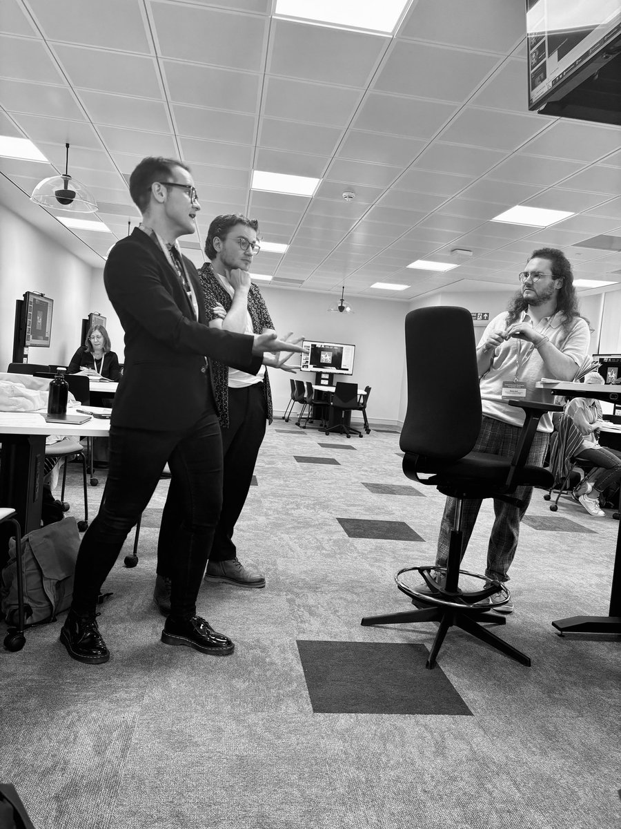 BasilAPrice's tweet photo. Thanks to all of you who attended our panel on Trans Methodologies and Medievalisms at @IMC_Leeds yesterday - pictured here, me, @moss_pepe, and @chantermestuet questioning the dominant paradigms of premodern trans studies 🏳️‍⚧️#imc2024 https://t.co/co9yCZlc9o