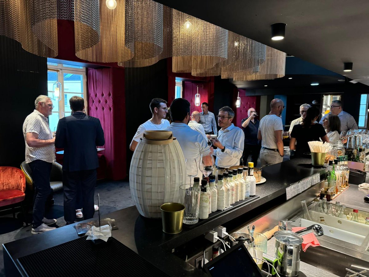 AdvenisGP's tweet photo. 🔚 #ÉVÉNEMENT | 📸 Retour en images sur notre soirée privée à #Nantes dédiée à l'investissement en résidence étudiante !
🤩 Nous sommes ravis de partager avec vous quelques moments forts de cette soirée qui s’est tenue le 25/06 à Nantes, organisée par @AdvenisGP. #ComPublicitaire https://t.co/GcBOJIkZLr