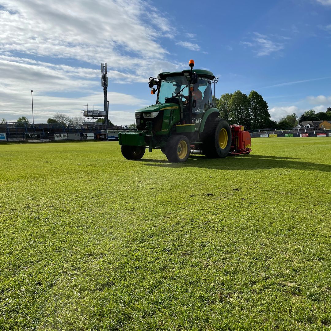 ALS_Contracts's tweet photo. Healthy, vibrant sports turf is crucial for a great game. Trust ALS Contracts for all your sports turf maintenance needs. Our specialized care keeps your turf in perfect condition.
https://t.co/JmJTH9SNjD
๐
๐พ #SportsTurfMaintenance #ALSTeam https://t.co/aXgNeC5GcX