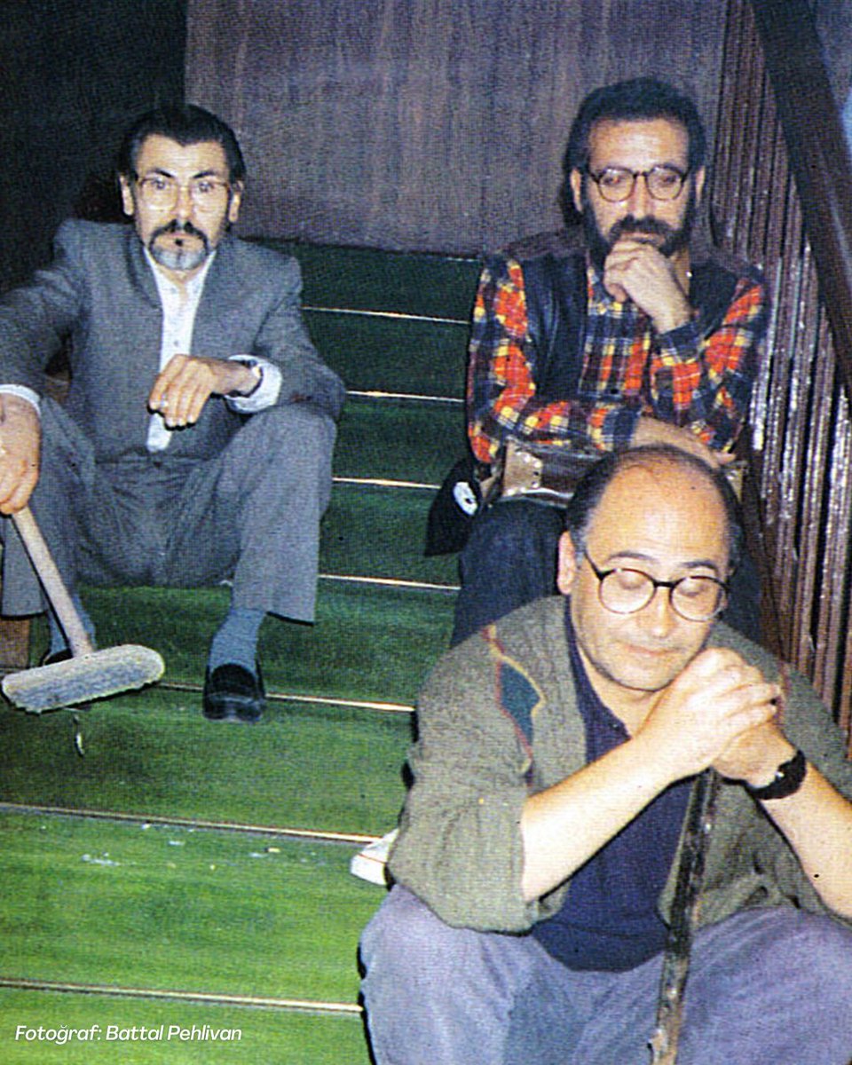 hor baktık mı karıncaya
kırdık mı kanadını serçenin
vurduk mu karacanın yavrulusunu
ya nasıl kıyarız insana

🪶 Hasan Hüseyin Korkmazgil

#UnutMadımaklımda