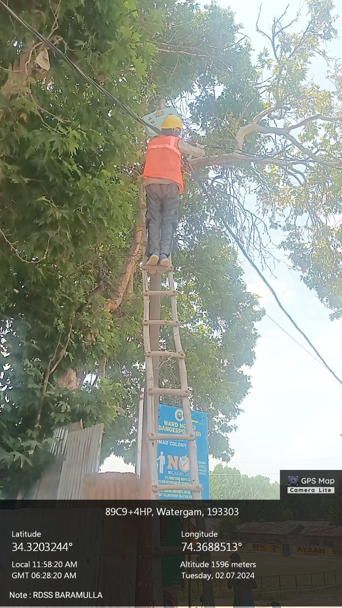 Consumer shifting from bare conductor to LTAB cable at📍 Watergam Feeder under the flagship #RDSS loss reduction scheme.
<a href="/diprjk/">Information & PR, J&K</a>