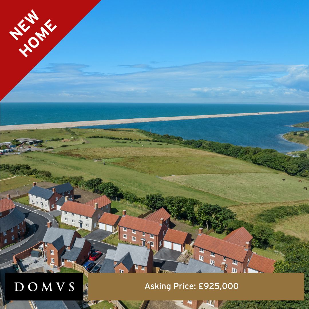 DomvsProperties's tweet photo. 🏡 Looking for a newly-built home in Dorset to make your own? 🏡
The demand for new homes in Dorset is soaring, and we currently have two exceptional developments that cater to your dream of waterside living 🌊
https://t.co/qZ5F0kFcT8🔗
#DorsetLiving #NewHomes #MarinaView https://t.co/Uqc2sN5yWX