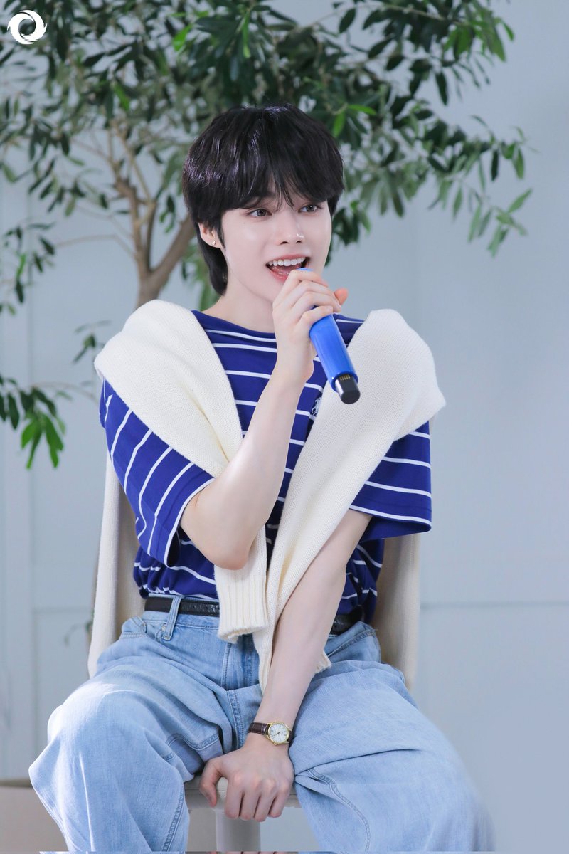 huongnangmt's tweet photo. 🥰🥰🥰
#HANBIN #HANBIN_TEMPEST #HANBIN_TPST #HANBIN_TWT https://t.co/NbBmtd1t9Y
