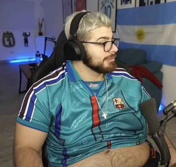 LACOBRAAA Out of Context tweet media