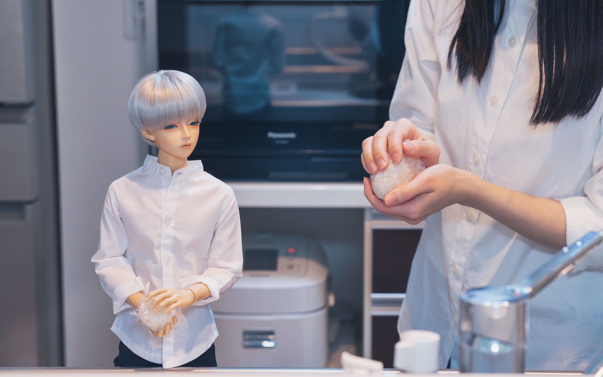 kyu_doll's tweet photo. 今年でやっと4枚になったので記念にまとめ✍️
①おでかけ
②お互いの好きなこと
③おにぎり！
④初めての共同作業

#ドールとオーナー
#ドールとセルフポートレート https://t.co/26qNdYmPGO