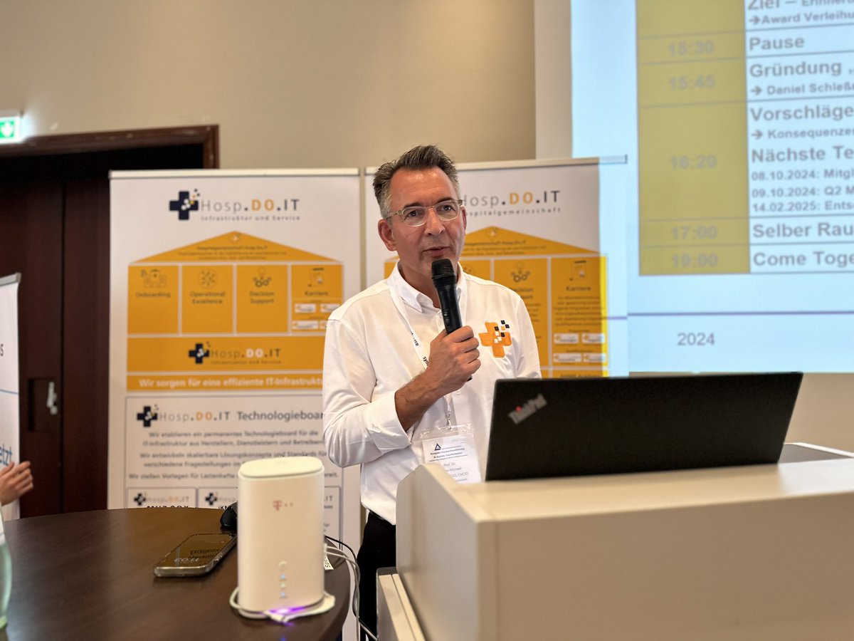 Pierre_Meier's tweet photo. Seit 11 Uhr tagt in Neuss die
#Hospitalgemeinschaft https://t.co/Pwzcnsseer  heute mit Strategiemeeting, der Verleihung spezieller Auszeichnungen und einer Infrastruktur-Gründung https://t.co/FlbdQkeoGr