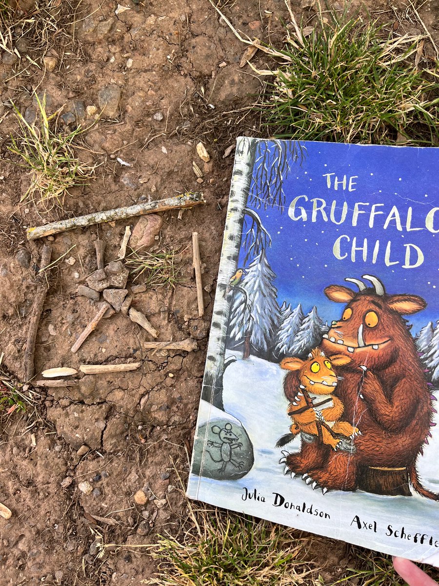 highstreetps's tweet photo. A creative morning in the Forrest creating characters from our books out of natural resources! πͺ΅πΏ #hspsY2 https://t.co/mi6TzCdikE