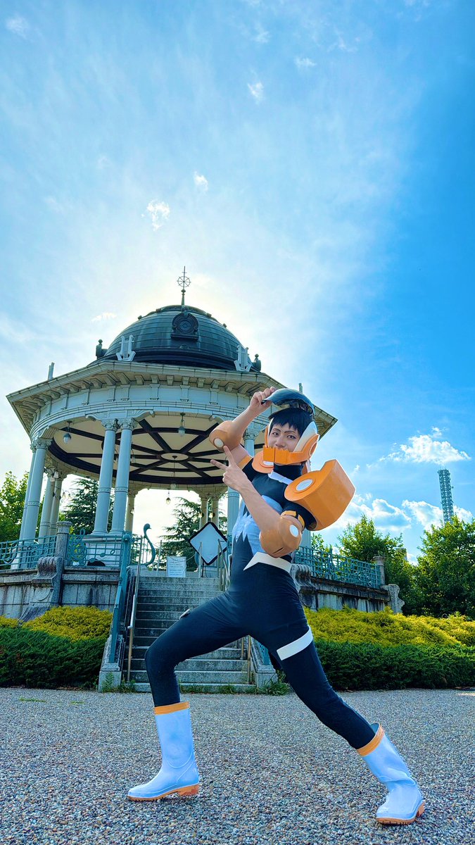 pumpkin6non's tweet photo. 8年間保ってくれてありがとうって事でコスチュームとお別れする前に撮影してきました
瀬呂範太のコスチューム https://t.co/RM7PXQNGgl