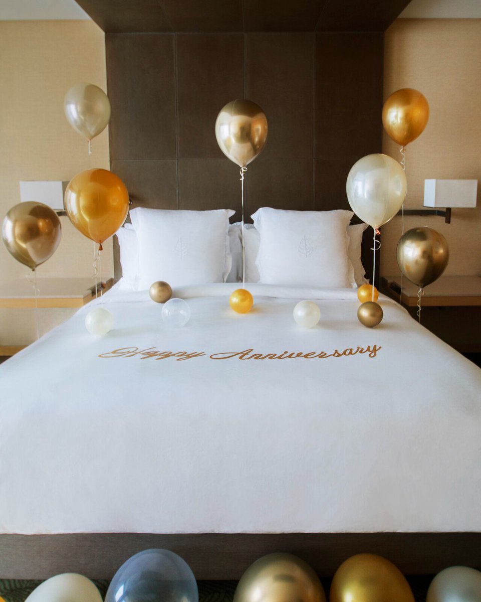 FSTokyo's tweet image. Let your love soar in our rooms, where tailored touches from our housekeeping team will bring a smile to your special occasion. Anniversary couples, have you added @fstokyo to your itinerary?