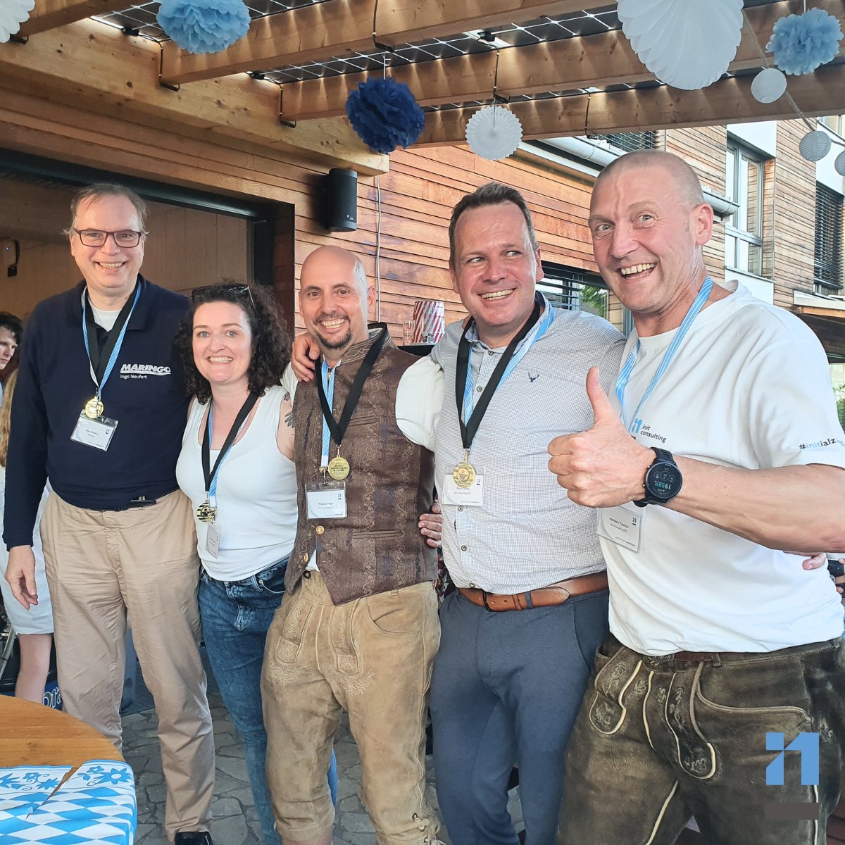 init consulting AG tweet media