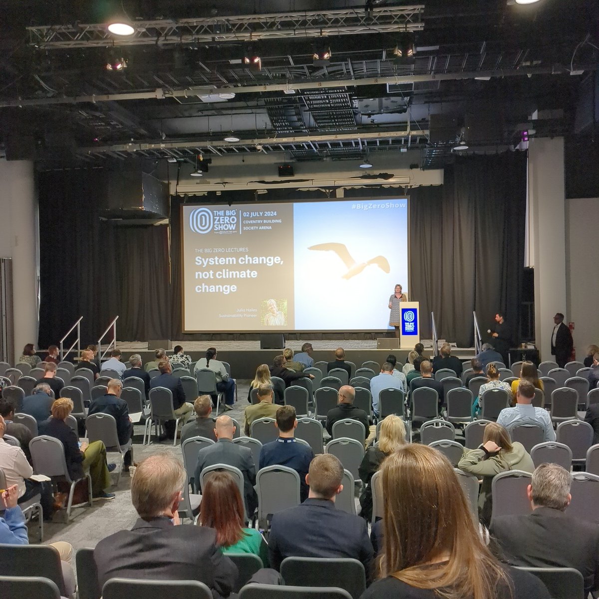 Lisa Whitaker tweet media