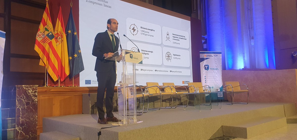 Participación en Mesa #CEFCA <a href="/DinopolisTeruel/">Dinópolis Teruel</a> <a href="/AragonMotorLand/">MotorLand Aragón</a> <a href="/aeropuerteruel/">Aeropuerto de Teruel, vuela la innovación</a> modera <a href="/periodicoaragon/">El Periódico de Aragón</a> 
<a href="/CEOE_Teruel/">CEOE - CEAT TERUEL</a> <a href="/CEOEAragon/">CEOEAragon</a> <a href="/IAF_Aragon/">IAF</a> <a href="/GobAragon/">Gobierno de Aragón</a>