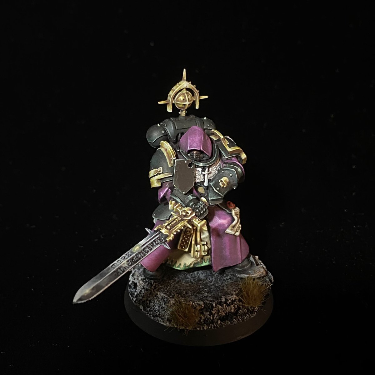 Helked_'s tweet photo. Primer Inner Circle Companion terminado (a por los otros 5…) las minis nuevas se merecen todo el amor que se les pueda dar porque vaya barbaridad 😍 #warhammer #WarhammerCommunity #innercirclecompanions #DarkAngels https://t.co/iE1SQ7ROtb