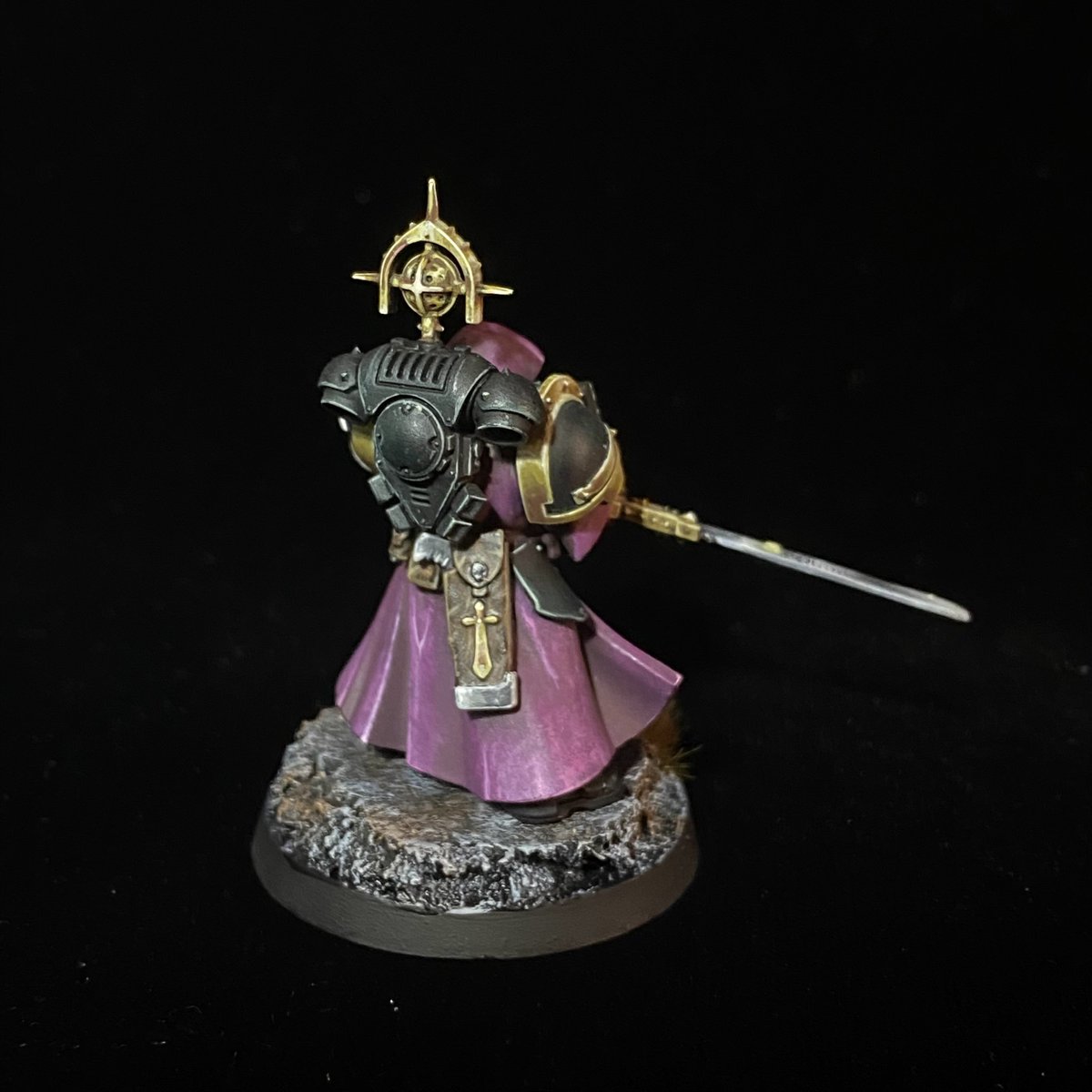 Helked_'s tweet photo. Primer Inner Circle Companion terminado (a por los otros 5…) las minis nuevas se merecen todo el amor que se les pueda dar porque vaya barbaridad 😍 #warhammer #WarhammerCommunity #innercirclecompanions #DarkAngels https://t.co/iE1SQ7ROtb