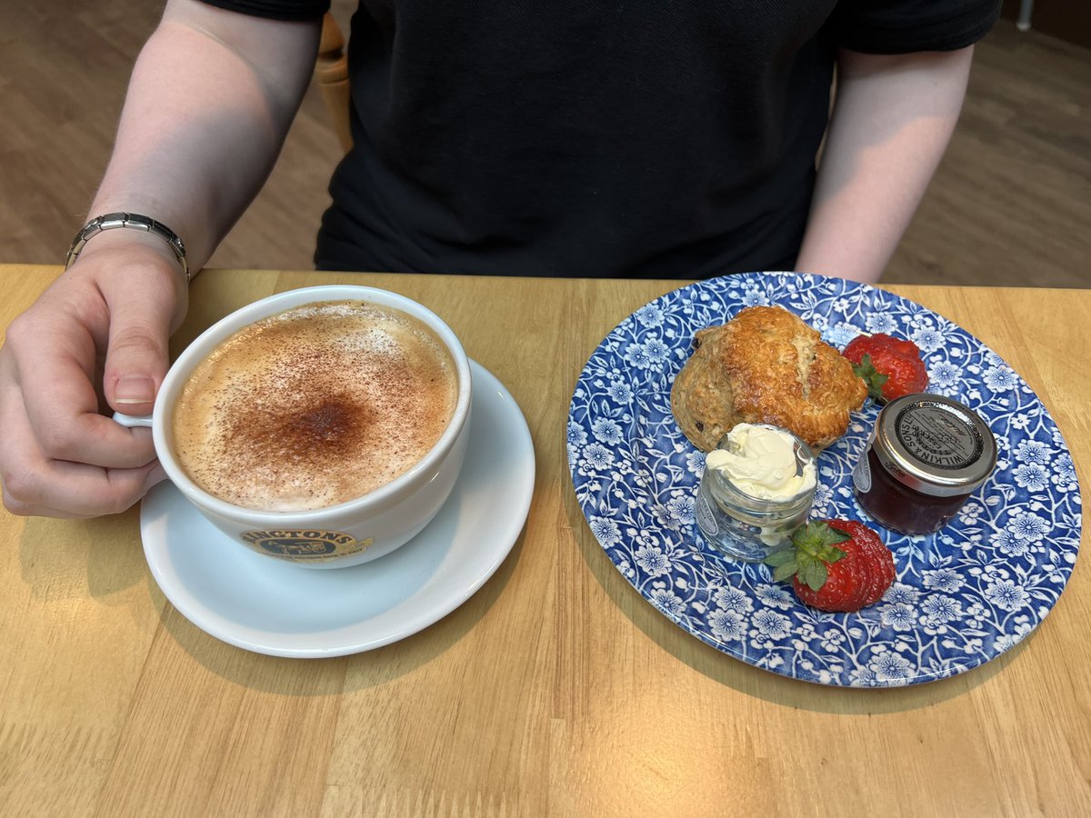 We now offer Decaf cappuccino’s and Latte’s with #Ringtons coffee and our own homemade scones.